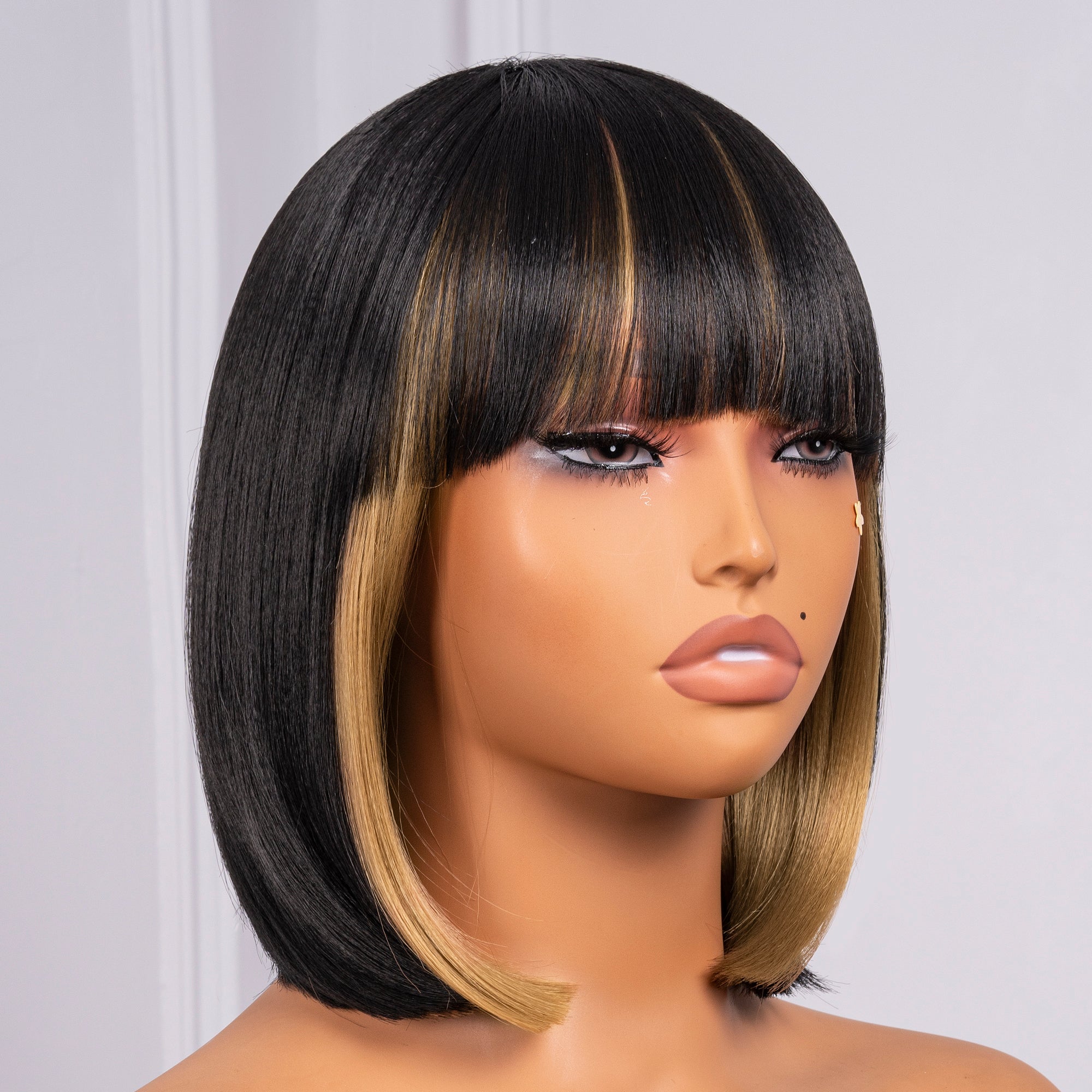 Toyotress Short Bob Synthetic Wigs | Blunt cut Natural Black Straight Wig with Bangs Synthetic Wig（612H+618）