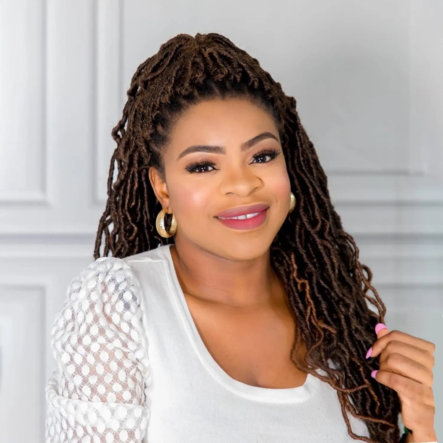 ( US ONLY) FAST SHIPPING FL | Toyotress® Faux Locs Crochet Hair - Soft Natural Ombre Brown Long Pre-looped Faux Locs Crochet Braids, Curly Wavy Synthetic Braiding Hair Extensions Toyotress