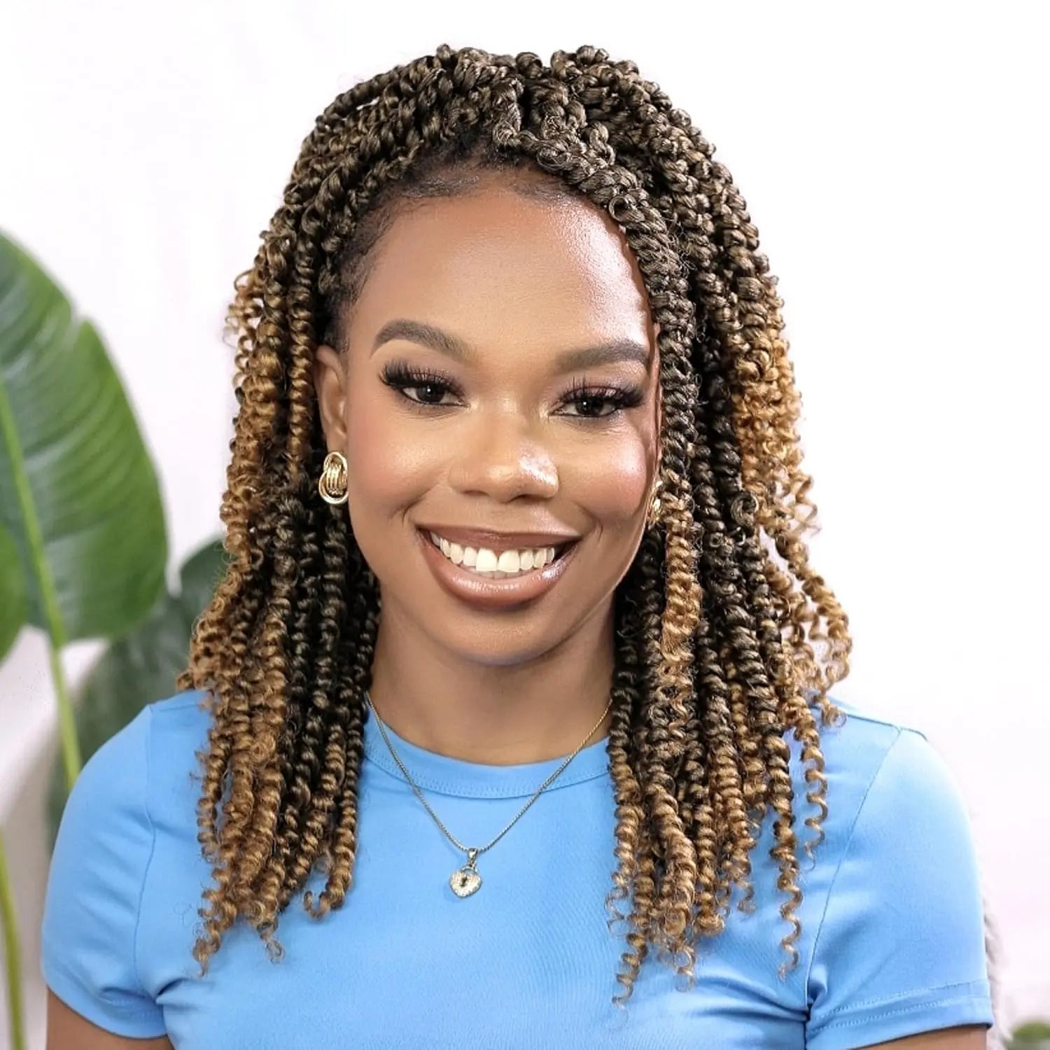 Toyotress Tiana Passion Twist Hair Pre-Twisted Pre-Looped Passion Twists Crochet Braids Made Of Bohemian Hair Synthetic Braiding Hair Extension
