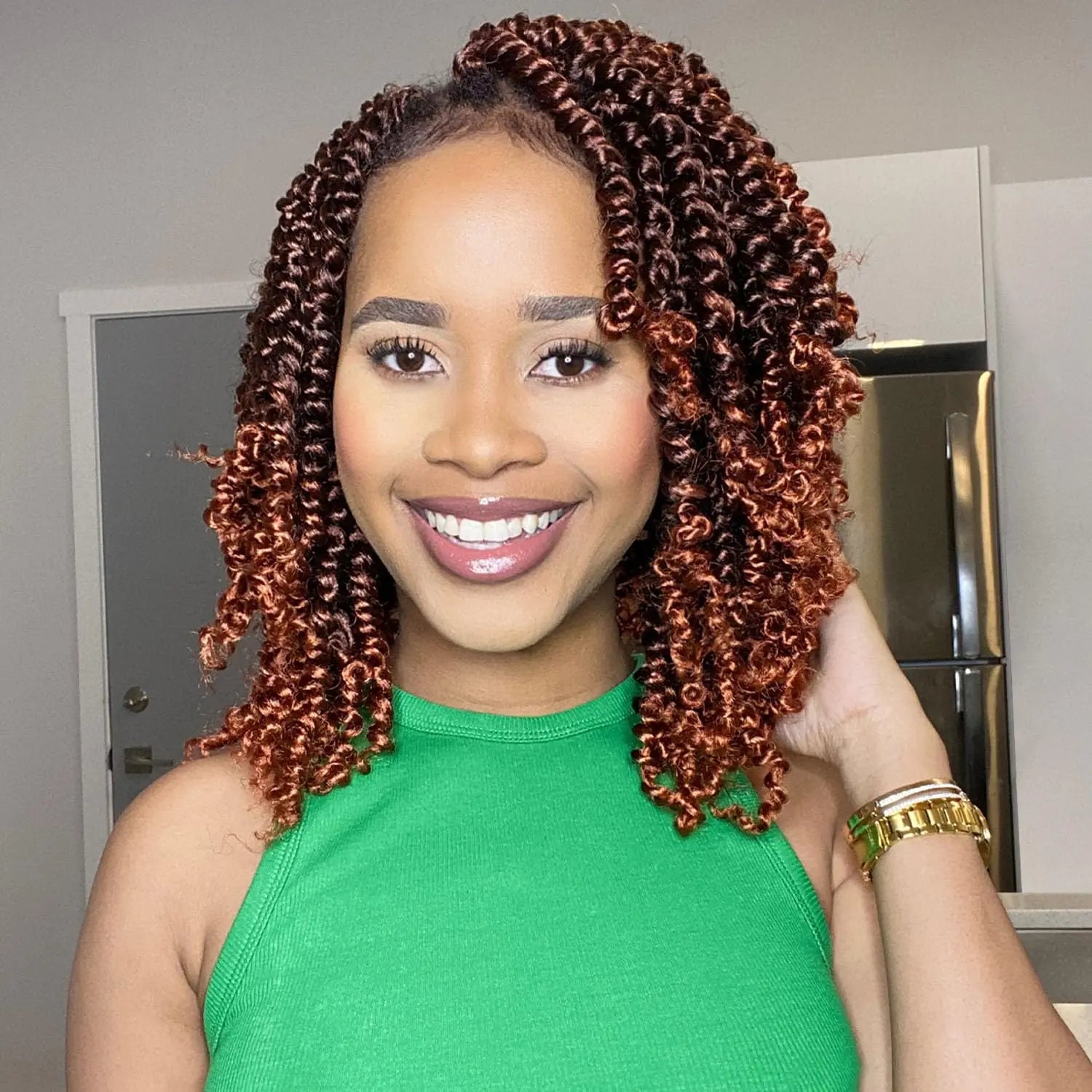 Toyotress Tiana Passion Twist Hair Pre-Twisted Pre-Looped Passion Twists Crochet Braids Made Of Bohemian Hair Synthetic Braiding Hair Extension