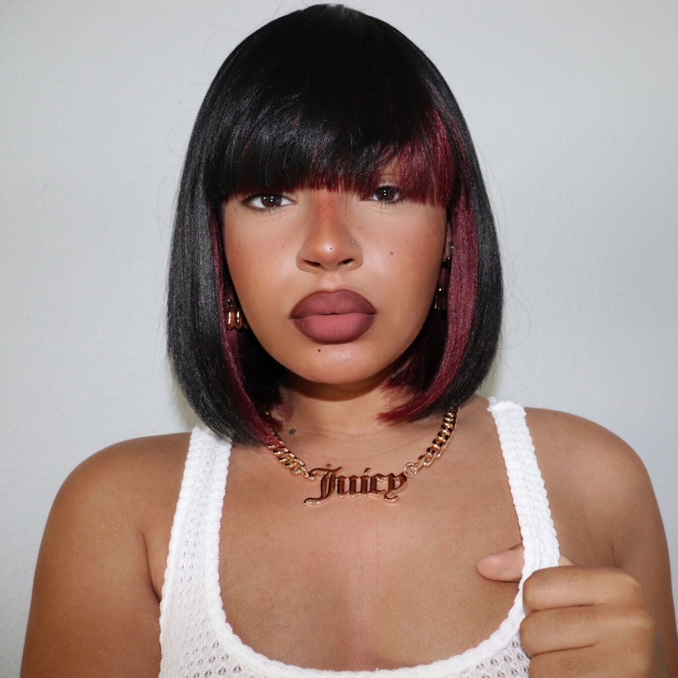 Toyotress Short Bob Synthetic Wigs | Blunt cut Natural Black Straight Wig with Bangs Synthetic Wig（612H+618）