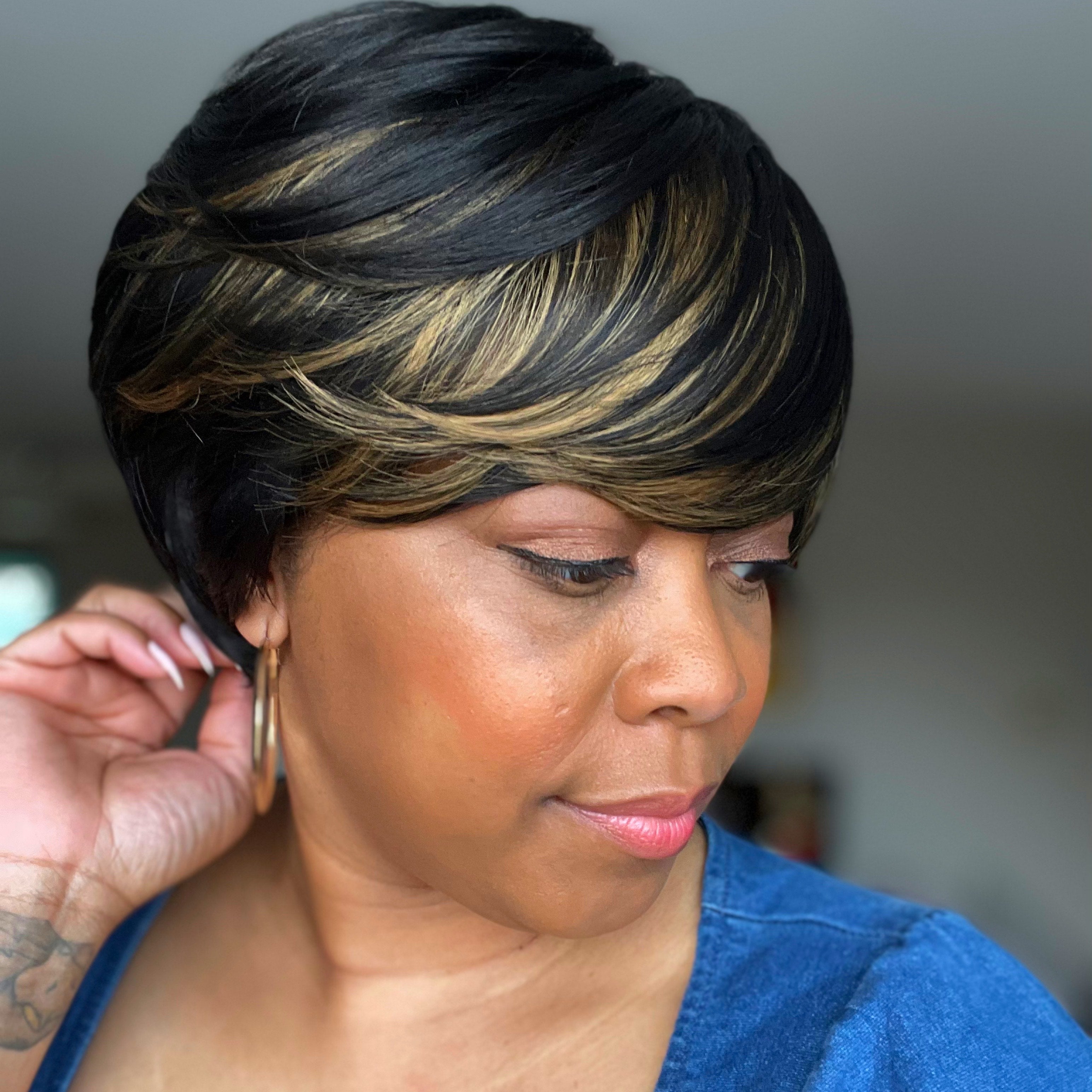 TOYOTRESS VANESSA SHORT NEAT BOB SYNTHETIC WIG 4